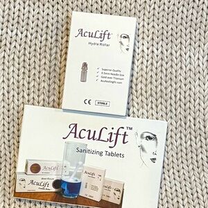 Hydra Roller with Sanitizing Tablets - Gold over Titanium